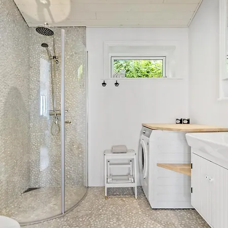 1 Bedroom Gorgeous In Farsø